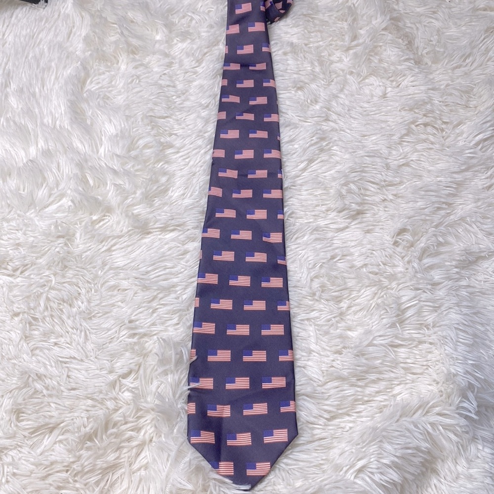 Wolfmark Neckwear Of Chicago Red White & Blue American Flag Tie